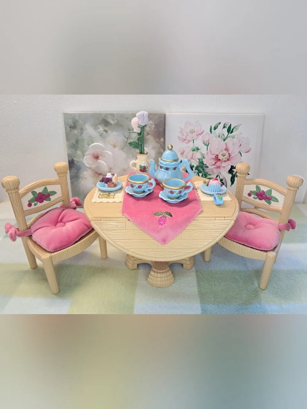 Fisher-Price Briarberry Maggieberry & Benberry Bears + Dining Room Set 1998